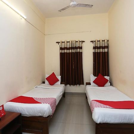 Oyo 9001 Hotel East West Kolkata Exterior photo