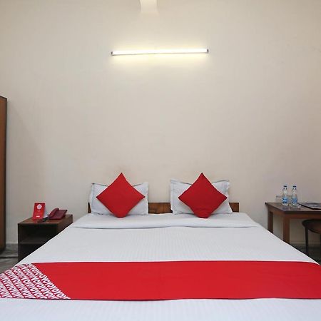 Oyo 9001 Hotel East West Kolkata Exterior photo